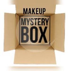 Makeup Mystery Box NWT up to 45 items